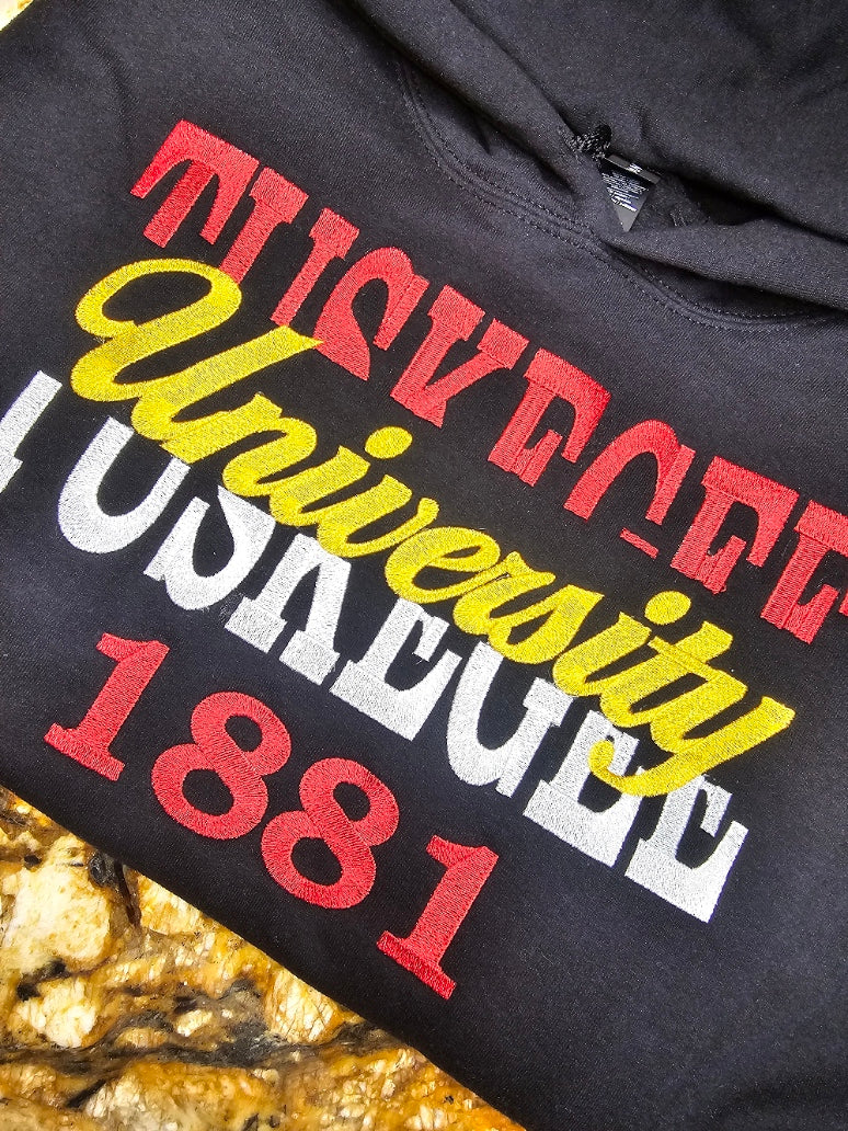 University Split Design Sweatshirt