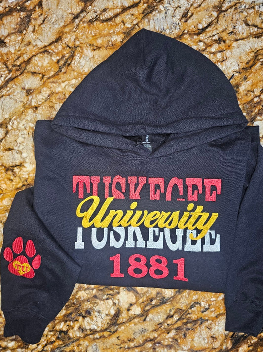 University Split Design Sweatshirt